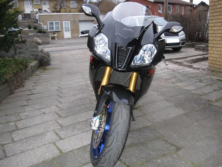 Aprilia RSV 1000 R Factory - SOLGT billede 10