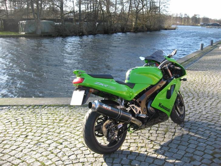 Kawasaki ZXR 750 - solgt - Ry havn billede 10