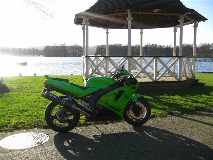 Kawasaki ZXR 750 - solgt - Ry havn billede 11