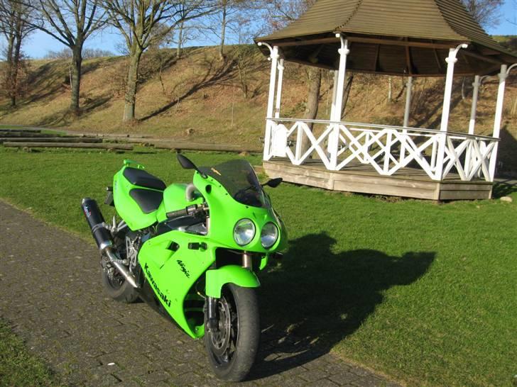 Kawasaki ZXR 750 - solgt - Ry havn billede 13