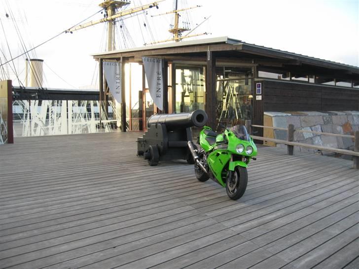 Kawasaki ZXR 750 - solgt - Acceleration, som skudt ud af en kanon :)  billede 17