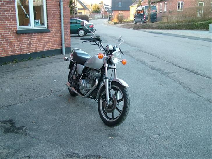 Yamaha XS 400 (SOLGT) billede 2