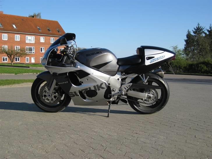 Suzuki Gsxr 600 Srad billede 5