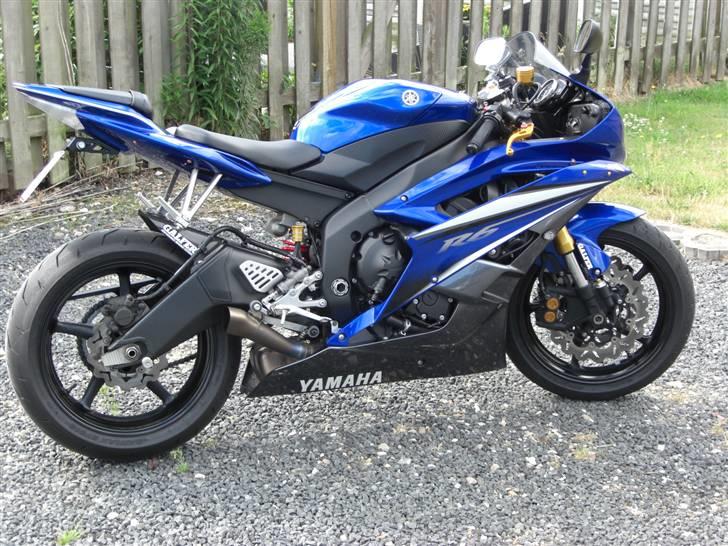 Yamaha R6 billede 1