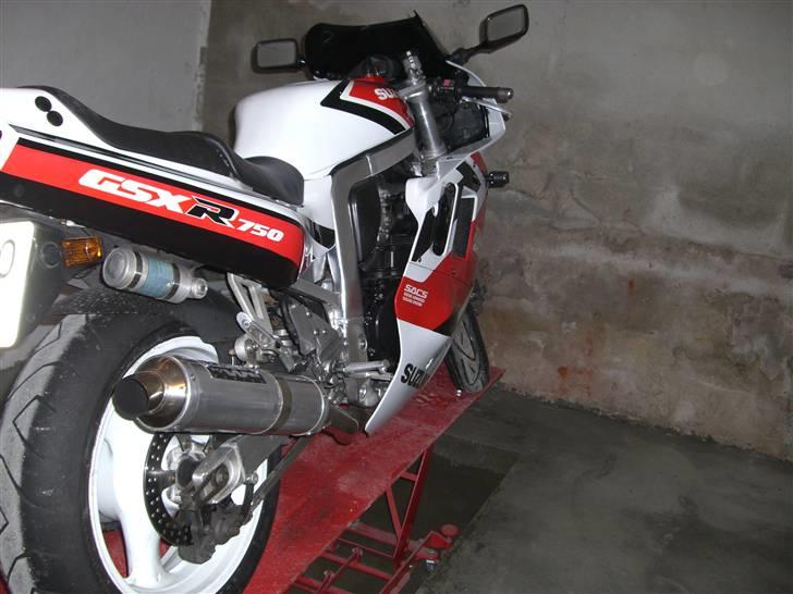 Suzuki gsxr 750 billede 3