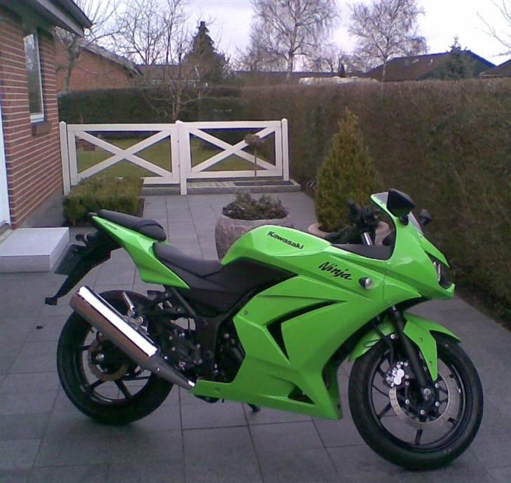 Kawasaki Ninja 250R Solgt billede 1