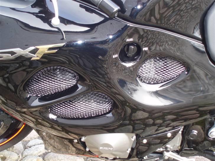 Suzuki gsx 750 f (Solgt) billede 9