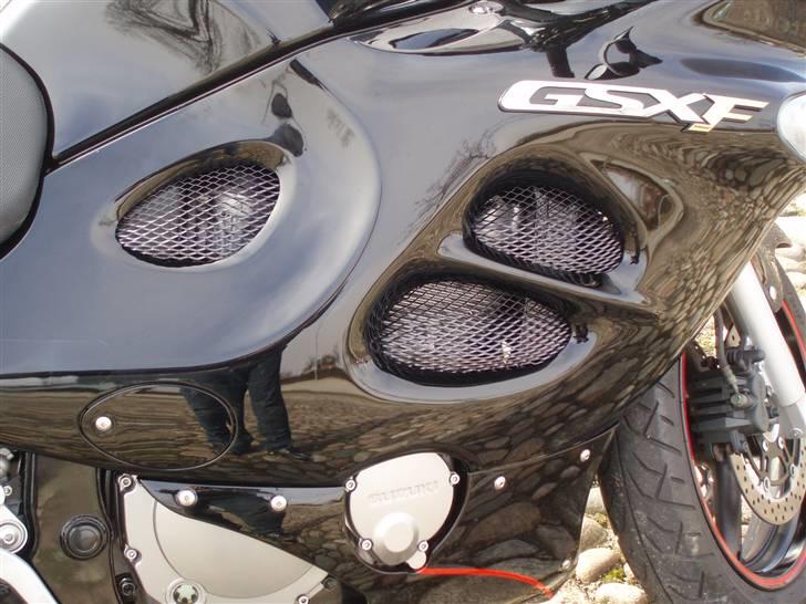 Suzuki gsx 750 f (Solgt) billede 10