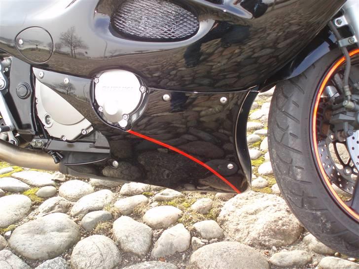 Suzuki gsx 750 f (Solgt) billede 15