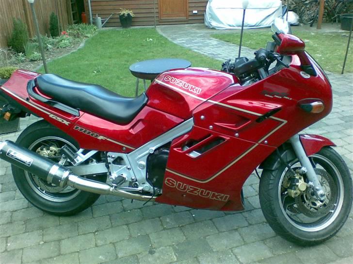 Suzuki GSX 1100 F billede 5