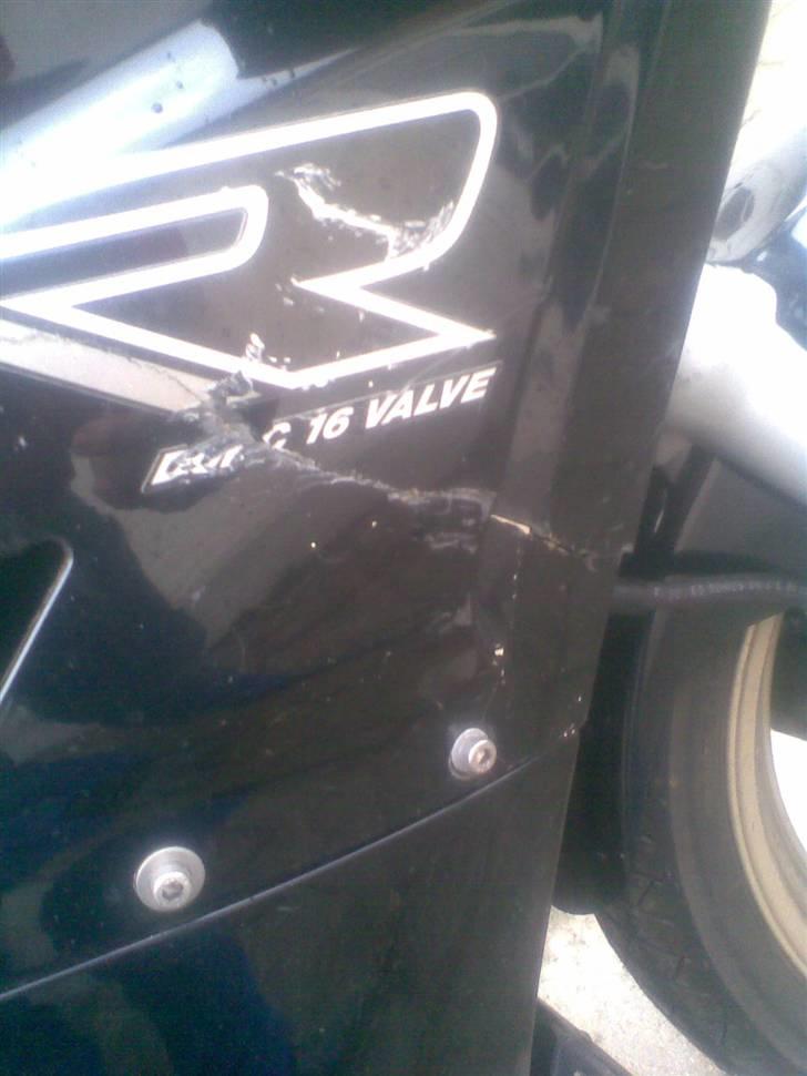 Suzuki gsx-r 250 billede 4