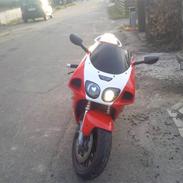 Kawasaki ZX7 R