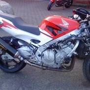 Honda cbr600f3½