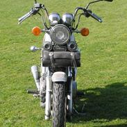 Yamaha XV 750 SE