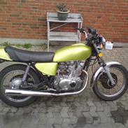 Suzuki gs 400