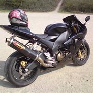 Kawasaki ZX-10R. SOLGT!