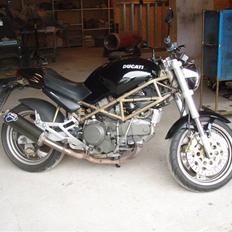 Ducati Monster ( solgt )