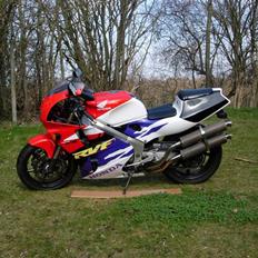 Honda RVF400 R *Død* 