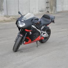 Aprilia RSV Mille TIL SALG