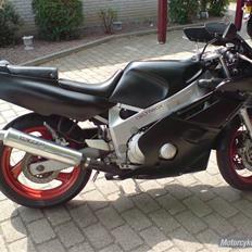 Yamaha FZR 600 H3 "solgt"