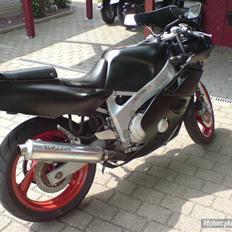 Yamaha FZR 600 H3 "solgt"