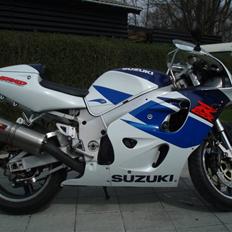 Suzuki GSXR 750 SOLGT!!!