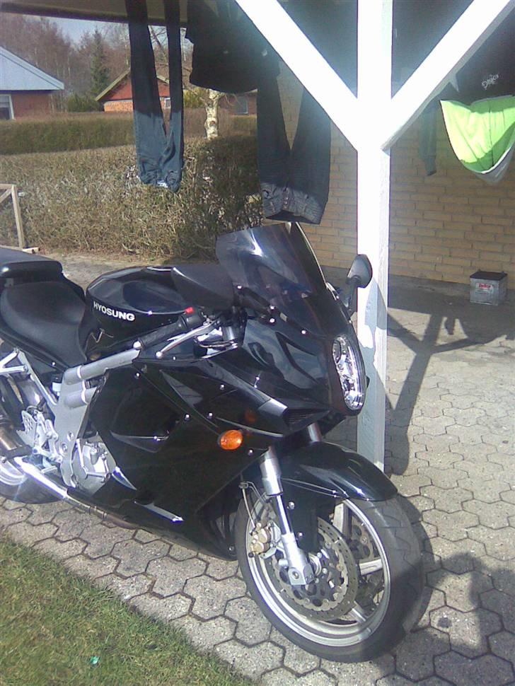 Hyosung GT 650 R SOLGT billede 12