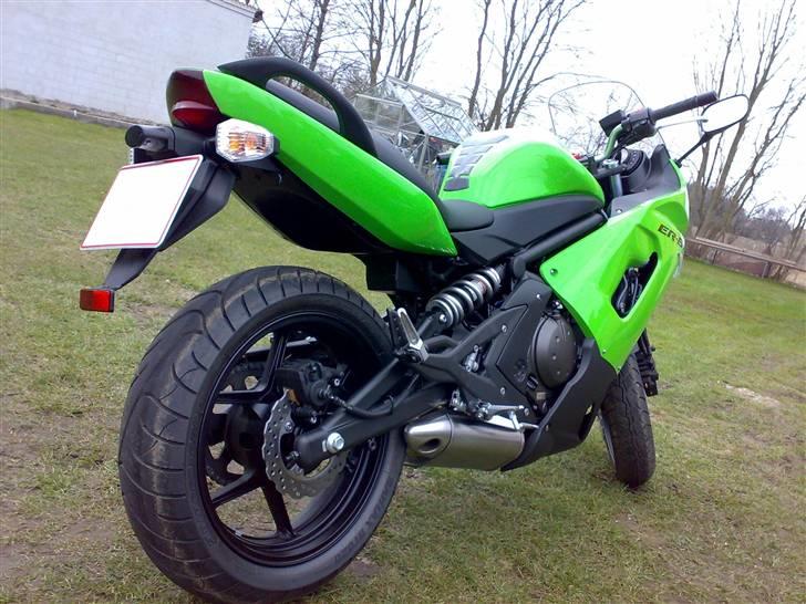 Kawasaki ER-6F - Rearview billede 8