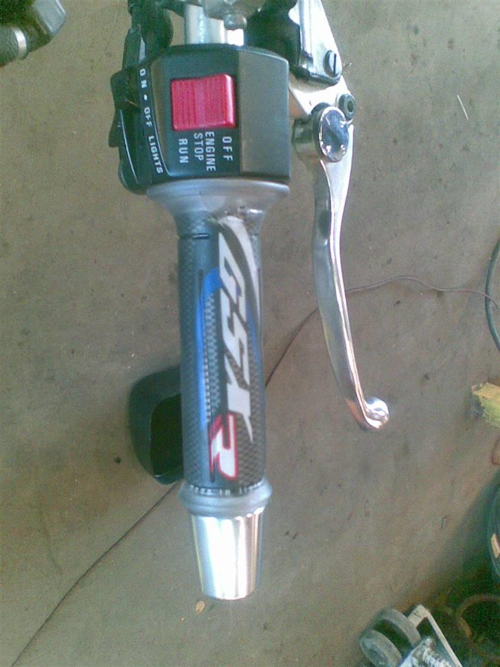 Suzuki GSXR 750 solgt billede 8