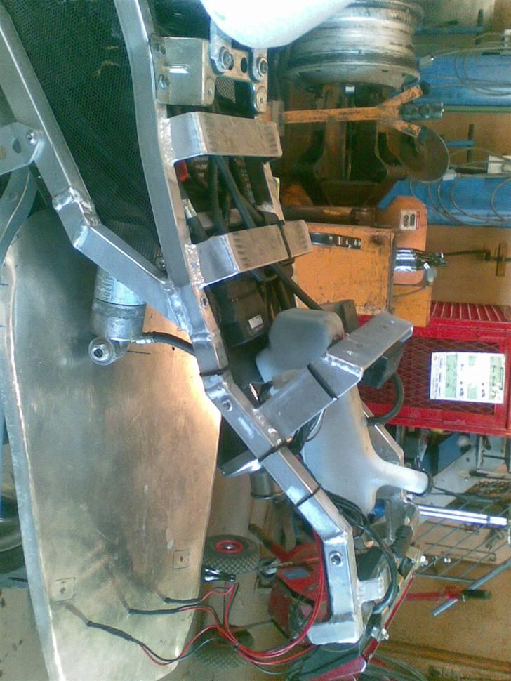 Suzuki GSXR 750 solgt billede 9