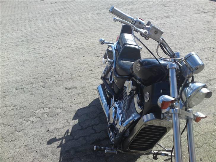 Suzuki Intruder vs billede 6