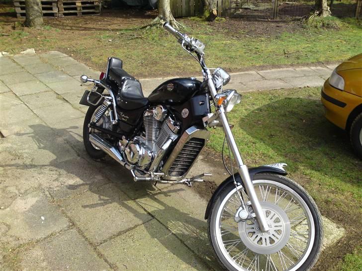 Suzuki Intruder vs billede 10