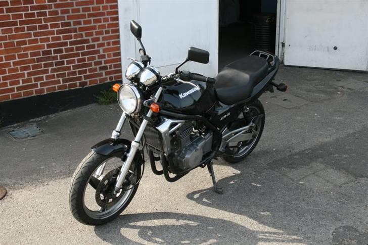 Kawasaki ER-5 (SOLGT) billede 2