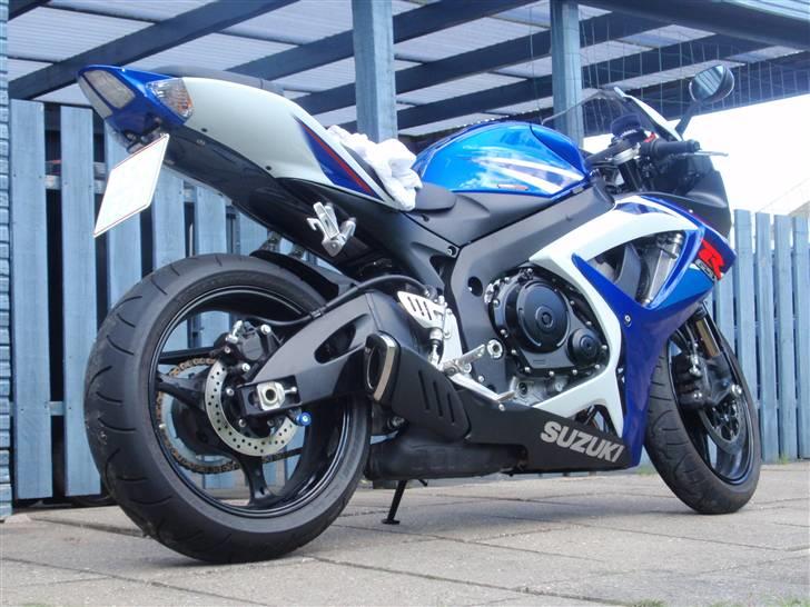 Suzuki GSXR 750 billede 1