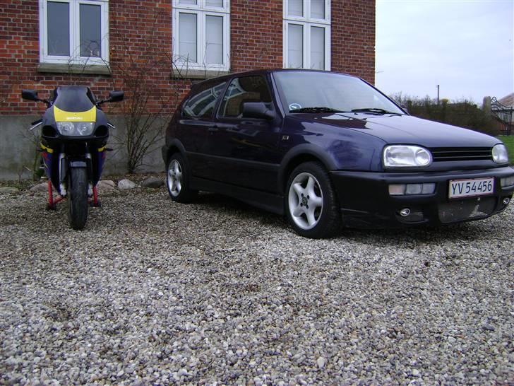 Suzuki GSXR 600 SOLGT - Hele vogn parken. billede 14