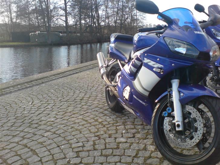 Yamaha YZF R6 billede 14
