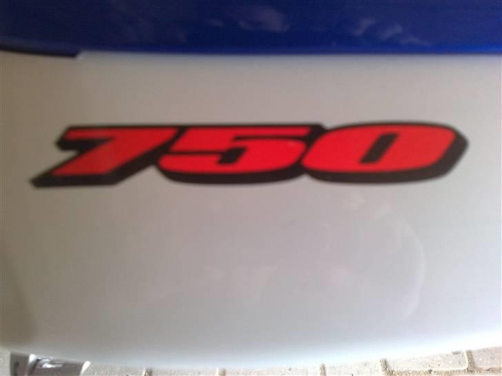 Suzuki GSXR 750 billede 5