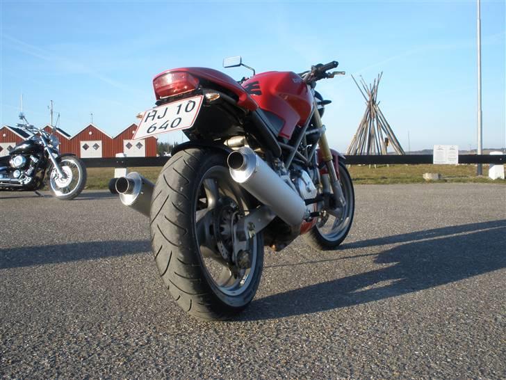 Ducati Monster 750 billede 4