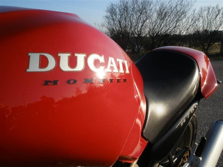 Ducati Monster 750 billede 8