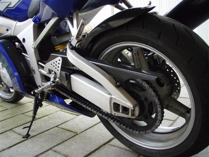 Yamaha YZF R6 SOLGT - mere carbon lir.. I like! :) billede 6