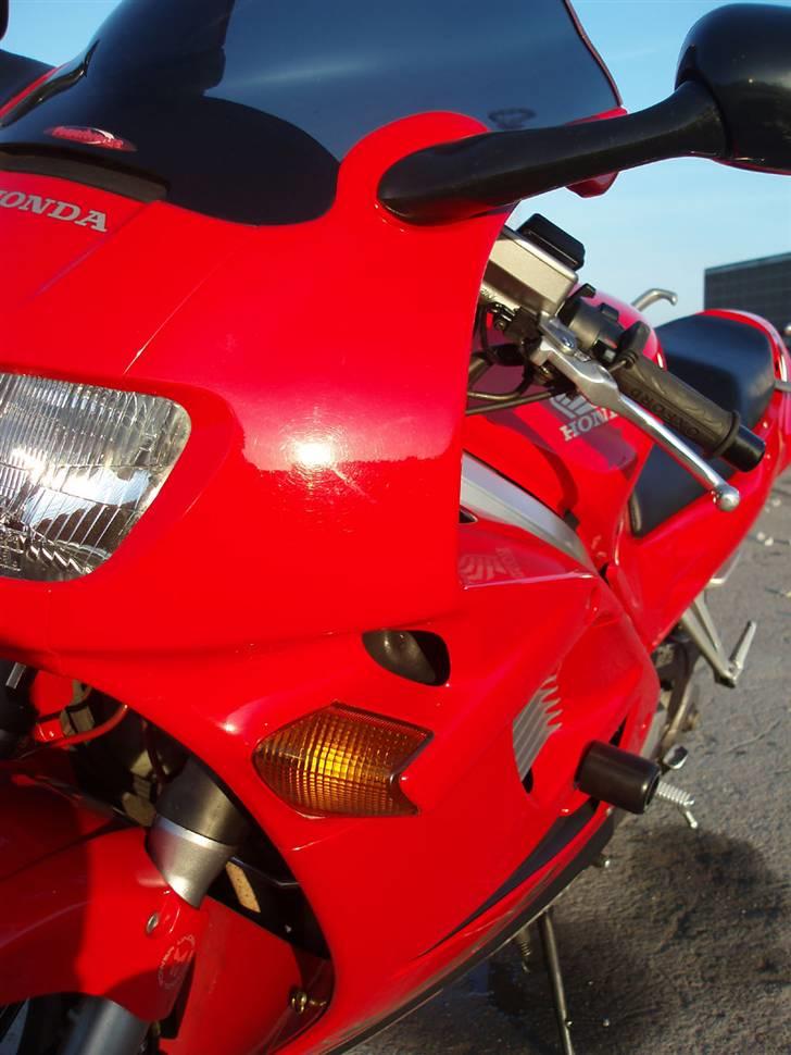 Honda VFR 750 - SOLGT - Integreret blinklys billede 10