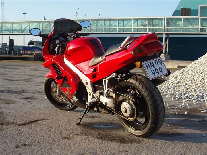 Honda VFR 750 - SOLGT billede 11