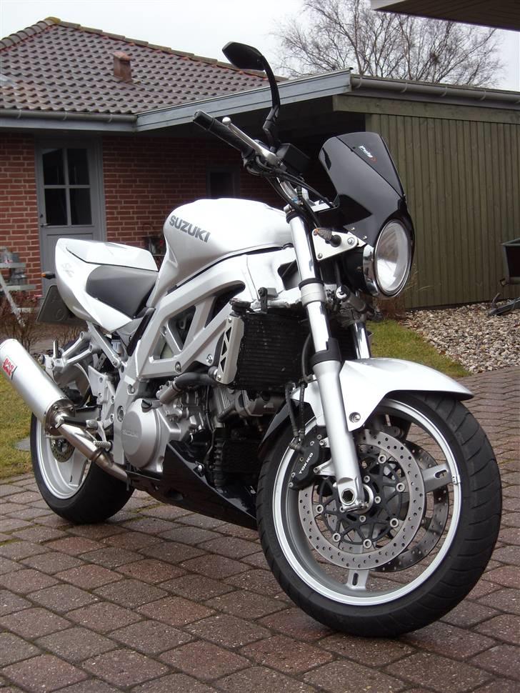Suzuki SV 1000 N (EX) - Billeder af mc-er - Uploaded af BMW K1200r Carbon