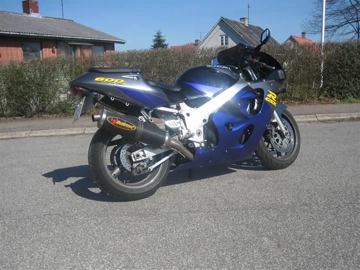Suzuki Gsx-r 600 Srad billede 2