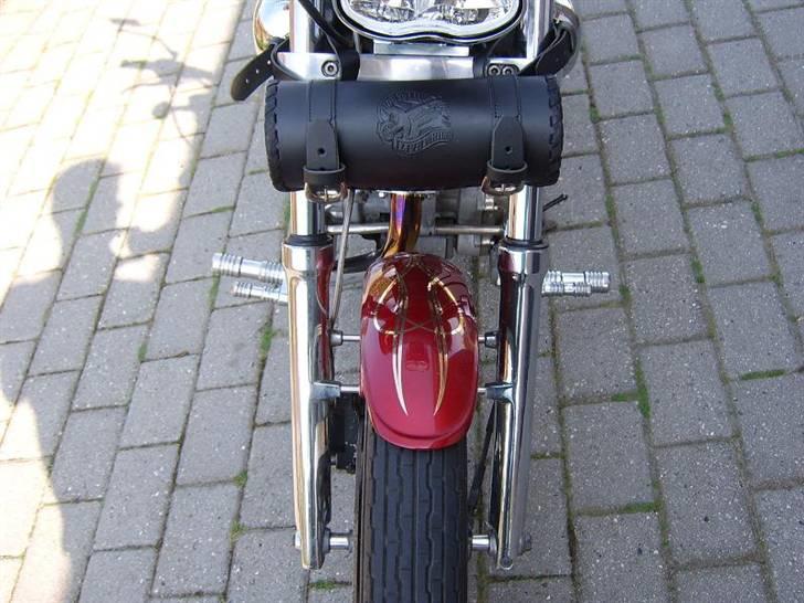 Yamaha XV 535 Virago - Lidt pinstriping til forskærmen billede 11