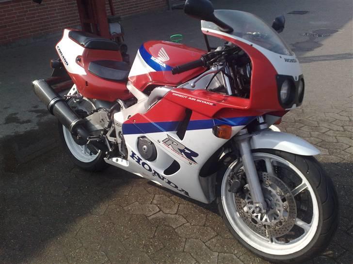 Honda CBR 400 RR NC 29 ***solgt*** billede 7