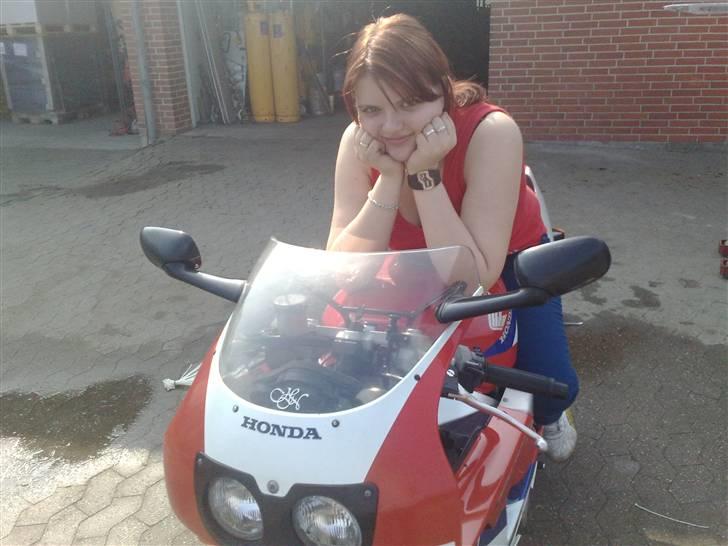 Honda CBR 400 RR NC 29 ***solgt*** billede 10