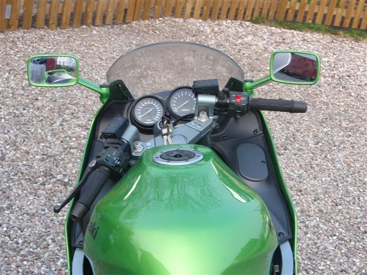 Kawasaki zzr1100 billede 2