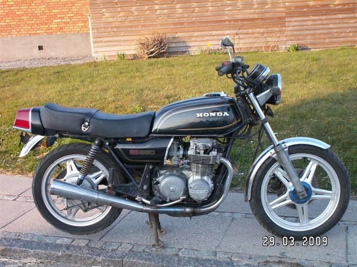 Honda cb650F SOLGT billede 3