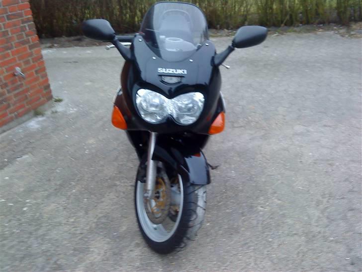 Suzuki gsx 750 f billede 3